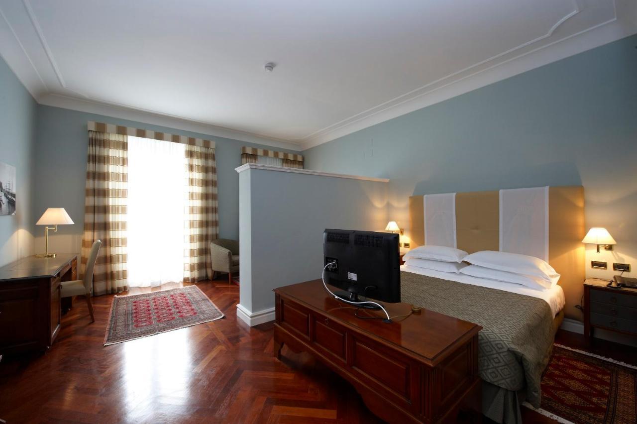 Grand Hotel Piazza Borsa ปาแลร์โม ภายนอก รูปภาพ