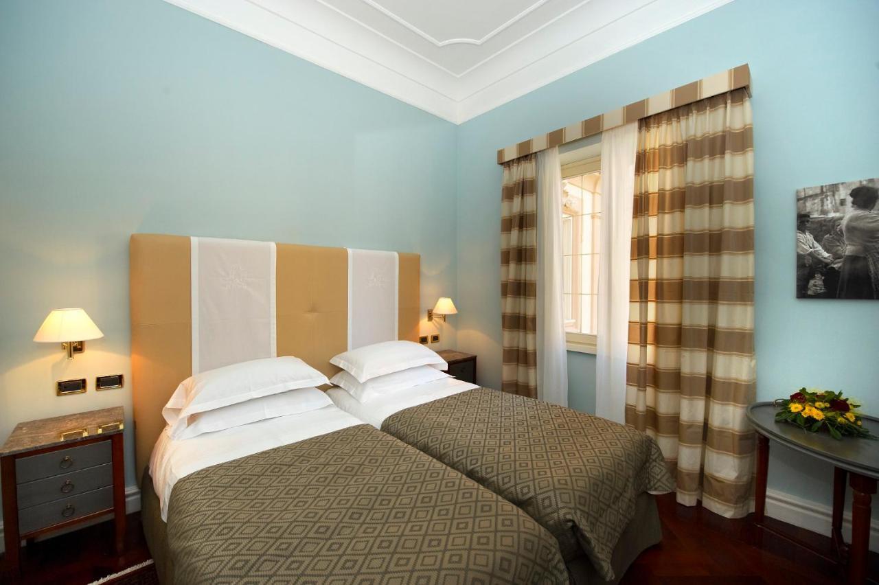 Grand Hotel Piazza Borsa ปาแลร์โม ภายนอก รูปภาพ