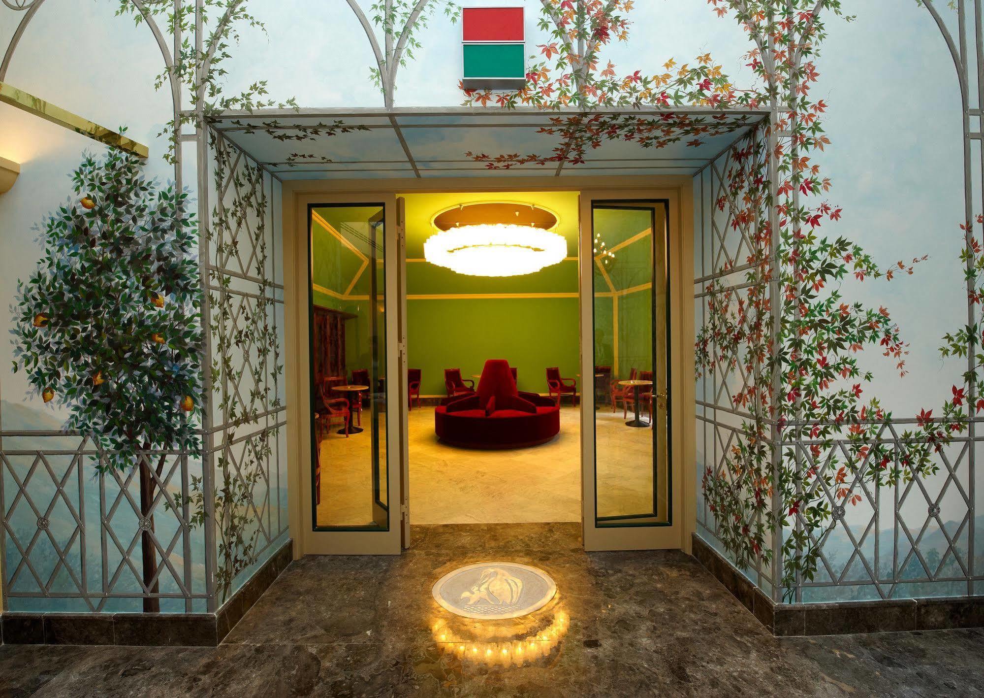 Grand Hotel Piazza Borsa ปาแลร์โม ภายนอก รูปภาพ